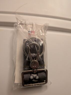 Harveys Disney Spooky Mickey Click N Carry